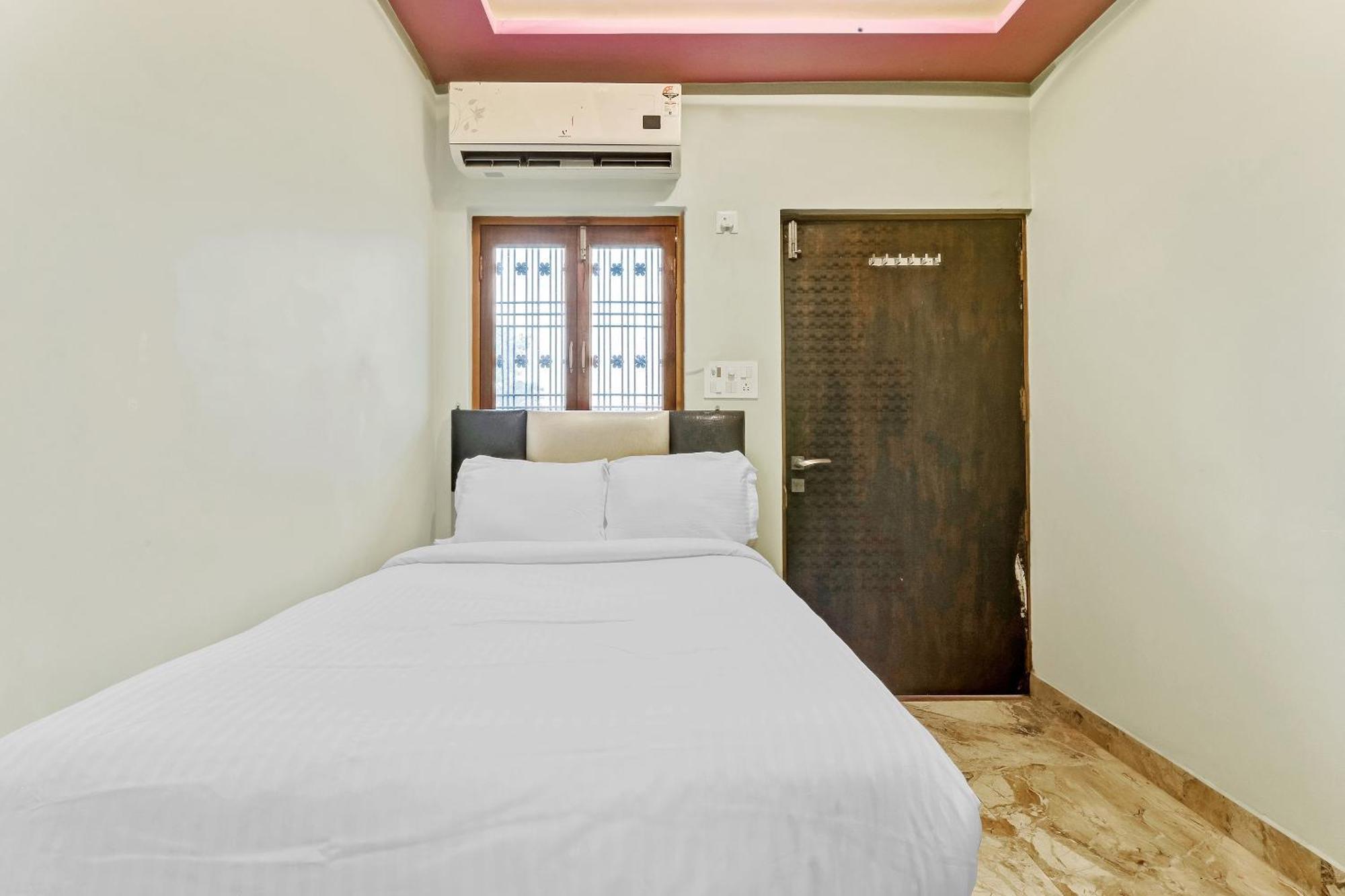 Oyo Prakash Landmark 3*